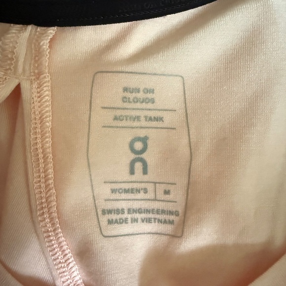 On. Running Pink Performance Tank | Size M | Lightweight & Breathable - Picture 8 of 8